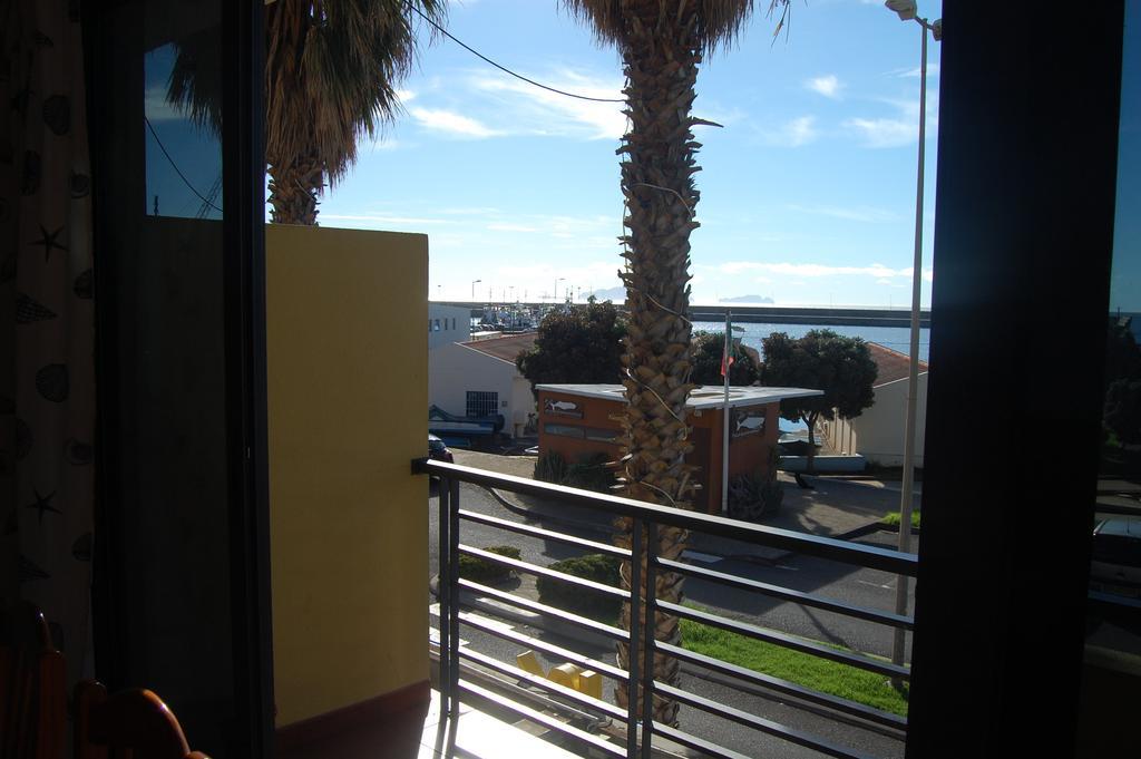 Apartamentos Amarelo Canical  Habitación foto